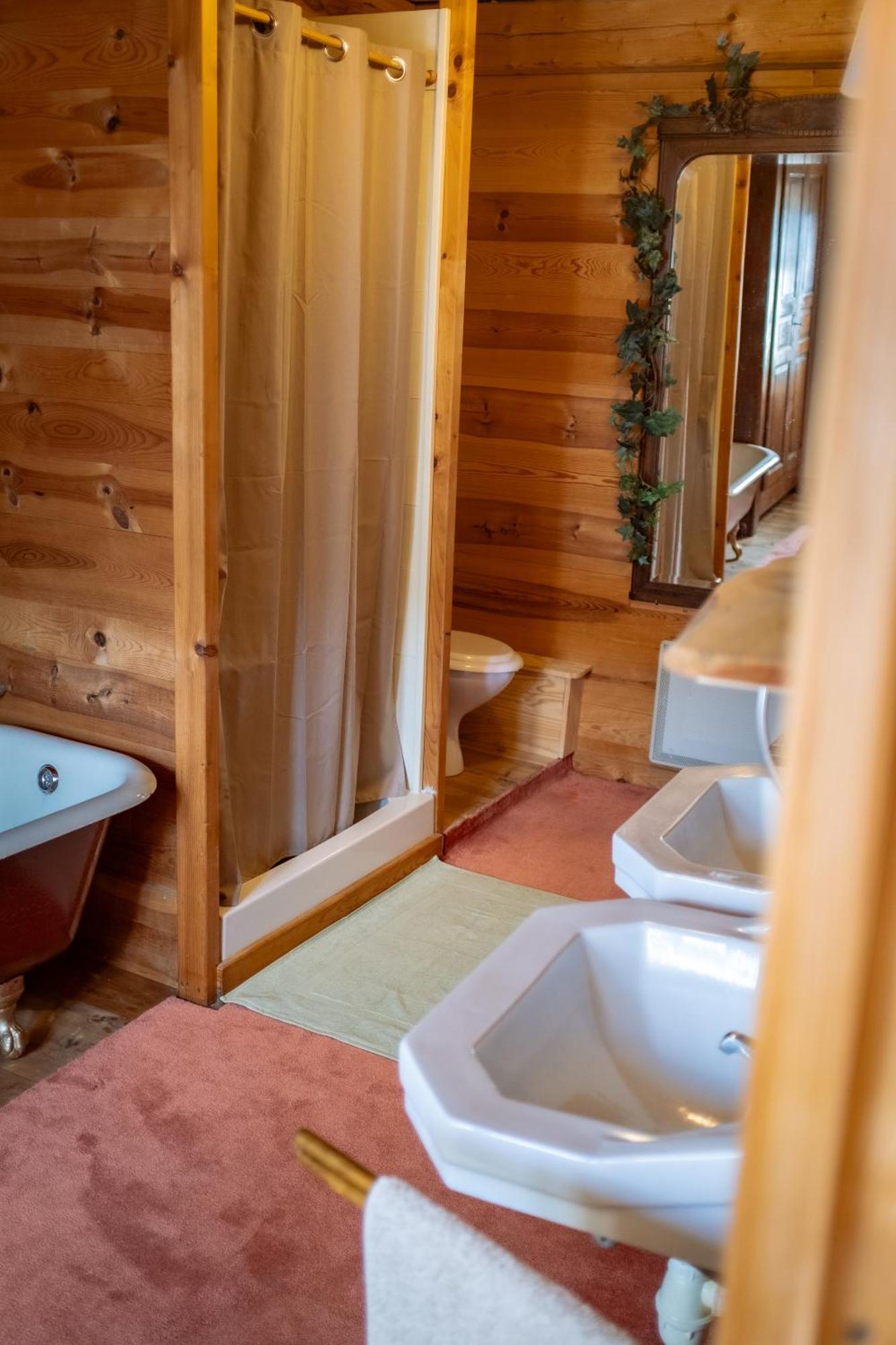 Le Flambeau Bed and Breakfast Le Bouchet-Saint-Nicolas Exteriör bild